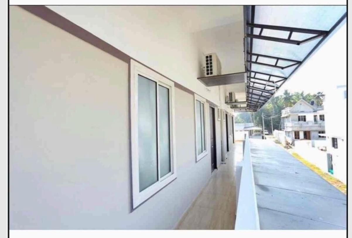 Moon Rooms Kochi Εξωτερικό φωτογραφία